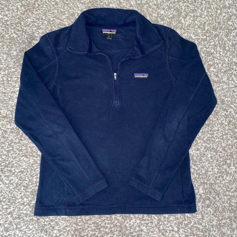 Patagonia navy blue quarter zip